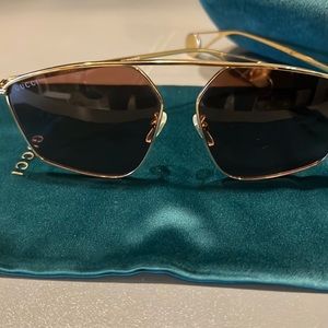 Gucci Aviator Sunglasses